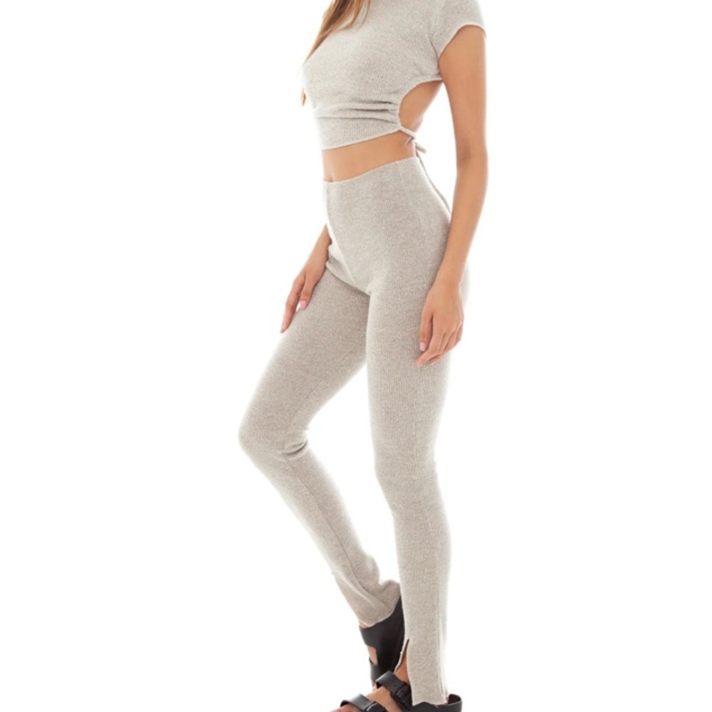 Are u am I leggings in oatmeal